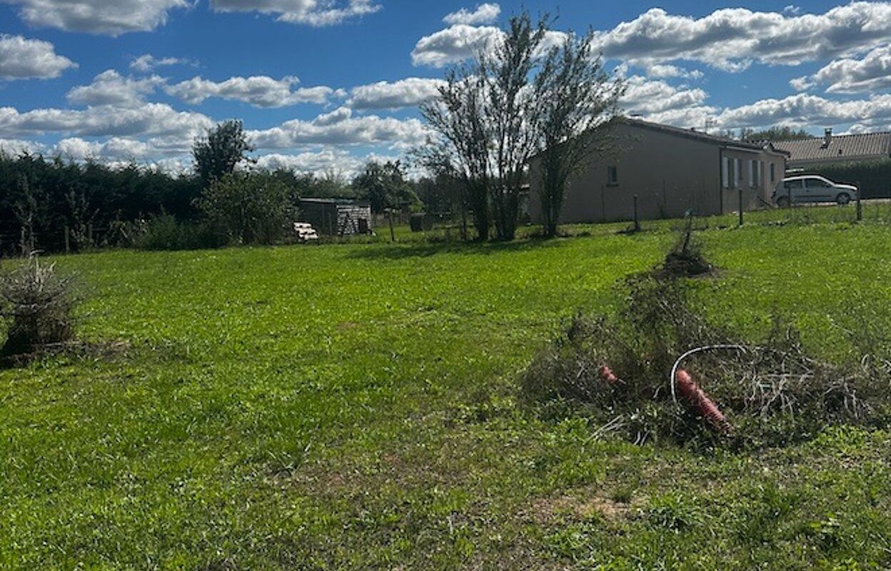 terrain  pièces 700 m2 à vendre à Camps-sur-l'Isle (33660)