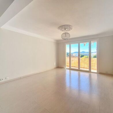 Appartement 3 pièces 278000 €