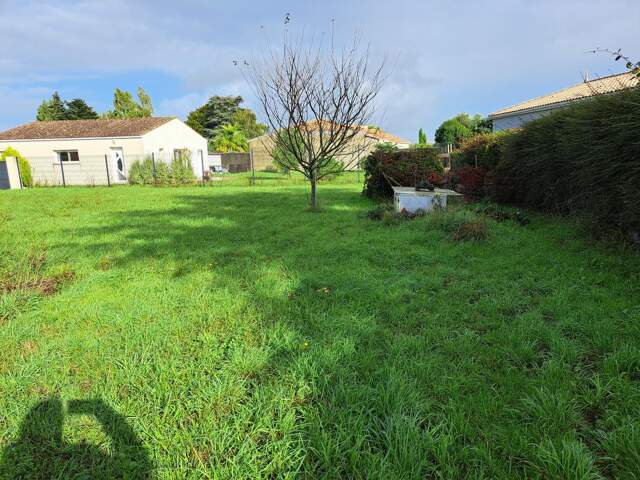 Terrain À Vendre — photo du bien