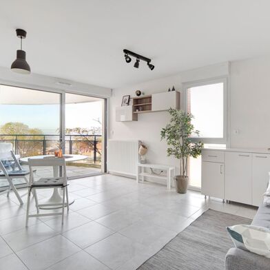 Appartement 3 pièces 248000 €