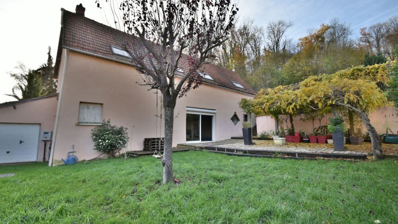 maison 6 pièces 158 m2 à vendre à Saint-Piat (28130)