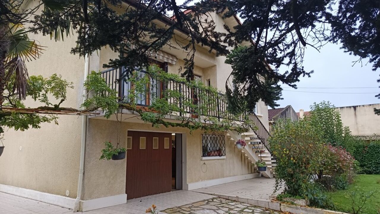 maison 6 pièces 110 m2 à vendre à Aire-sur-l'Adour (40800)