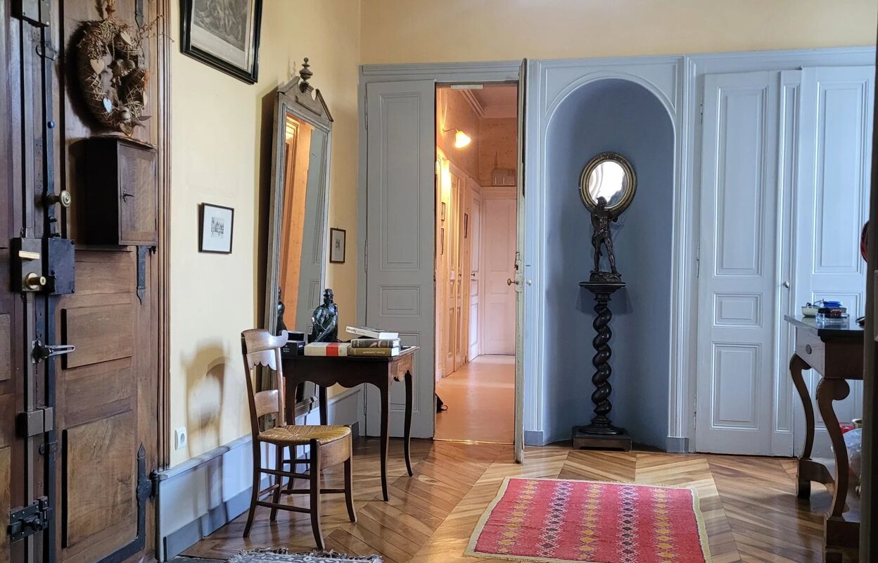 appartement 8 pièces 230 m2 à vendre à Chambéry (73000)