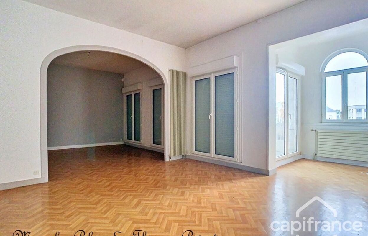 appartement 5 pièces 143 m2 à vendre à Thouars (79100)