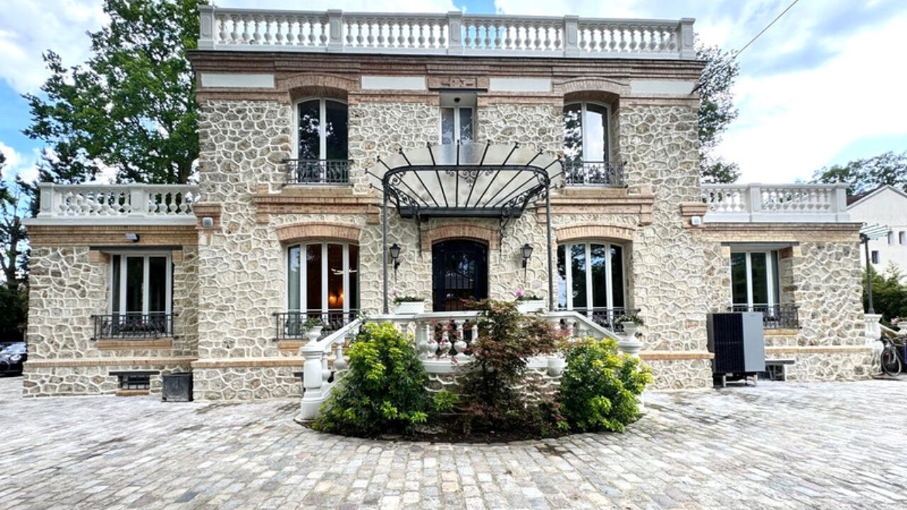 maison 10 pièces 280 m2 à vendre à Beauchamp (95250)