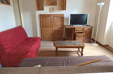 location appartement 1 500 € CC /mois à proximité de Ambarès-Et-Lagrave (33440)