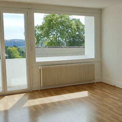 Appartement 2 pièces 77 m²