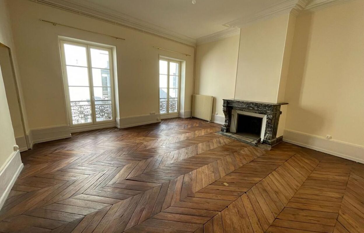 appartement 3 pièces 87 m2 à louer à Orléans (45000)