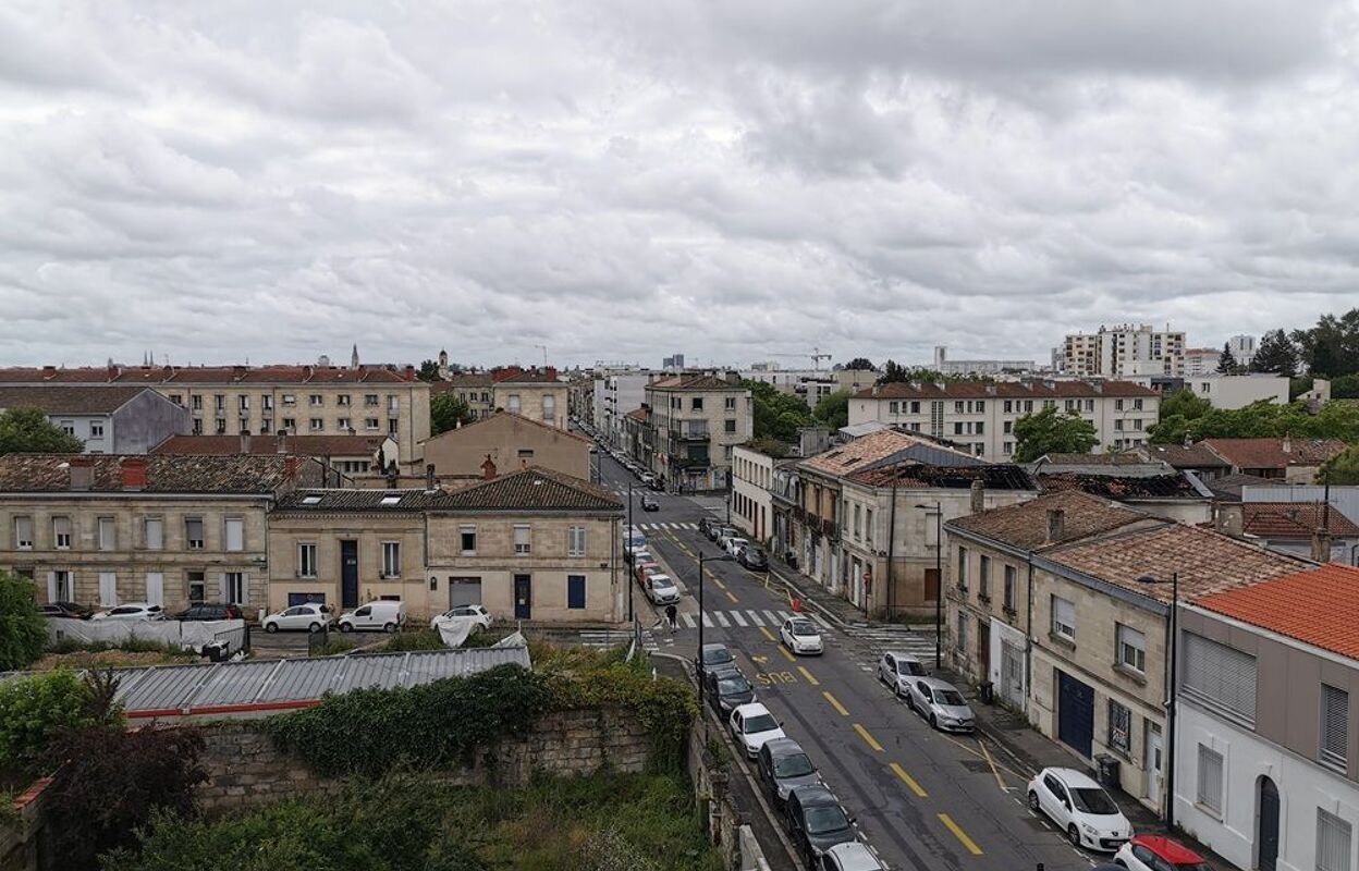 appartement 2 pièces 49 m2 à vendre à Bordeaux (33300)