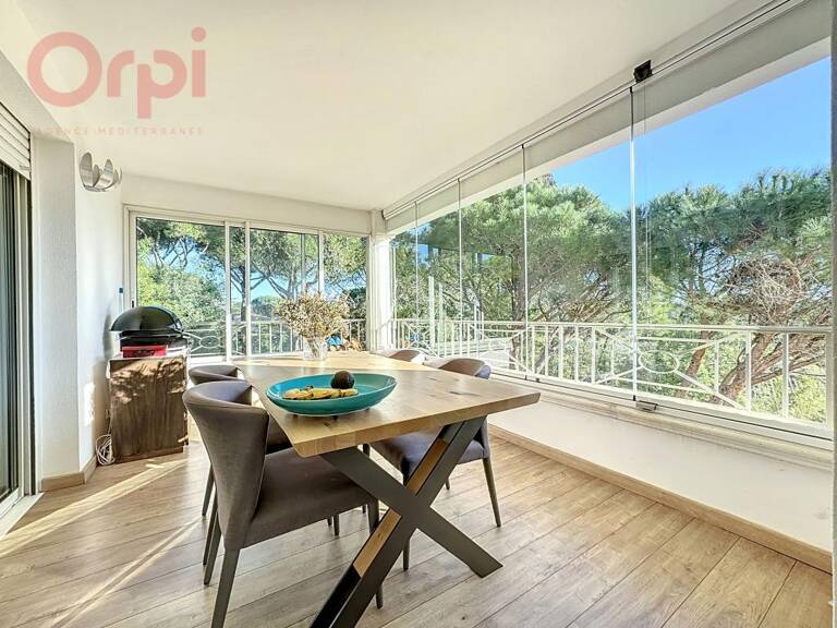 Appartement À Vendre — photo 1