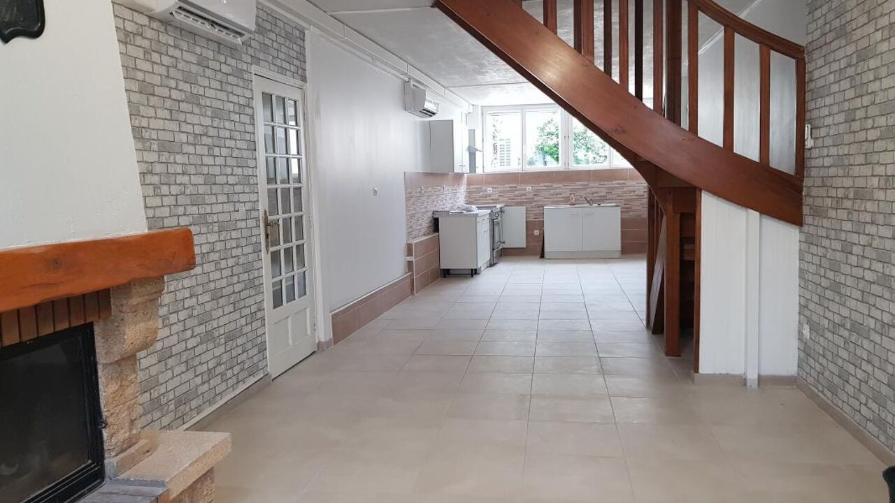 maison 4 pièces 104 m2 à louer à Châtillon-Coligny (45230)