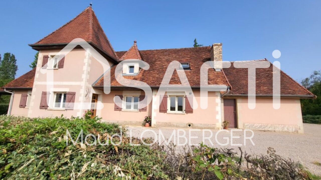 maison 9 pièces 216 m2 à vendre à Venère (70100)