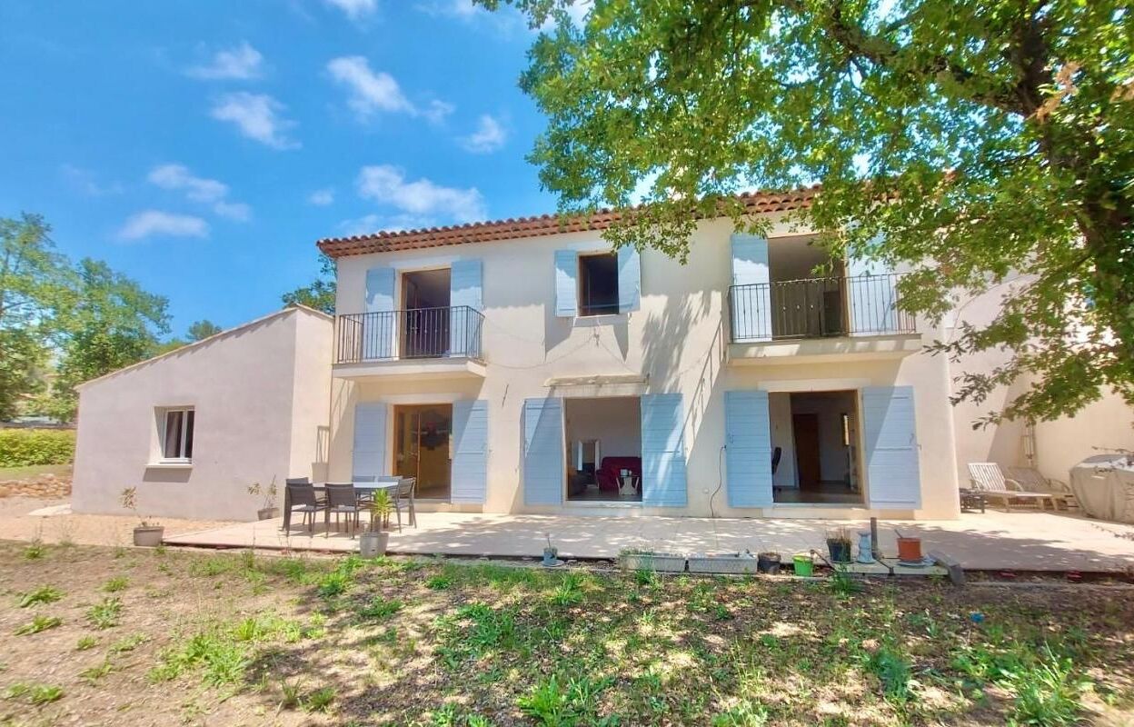 maison 5 pièces 170 m2 à vendre à Saint-Paul-en-Forêt (83440)