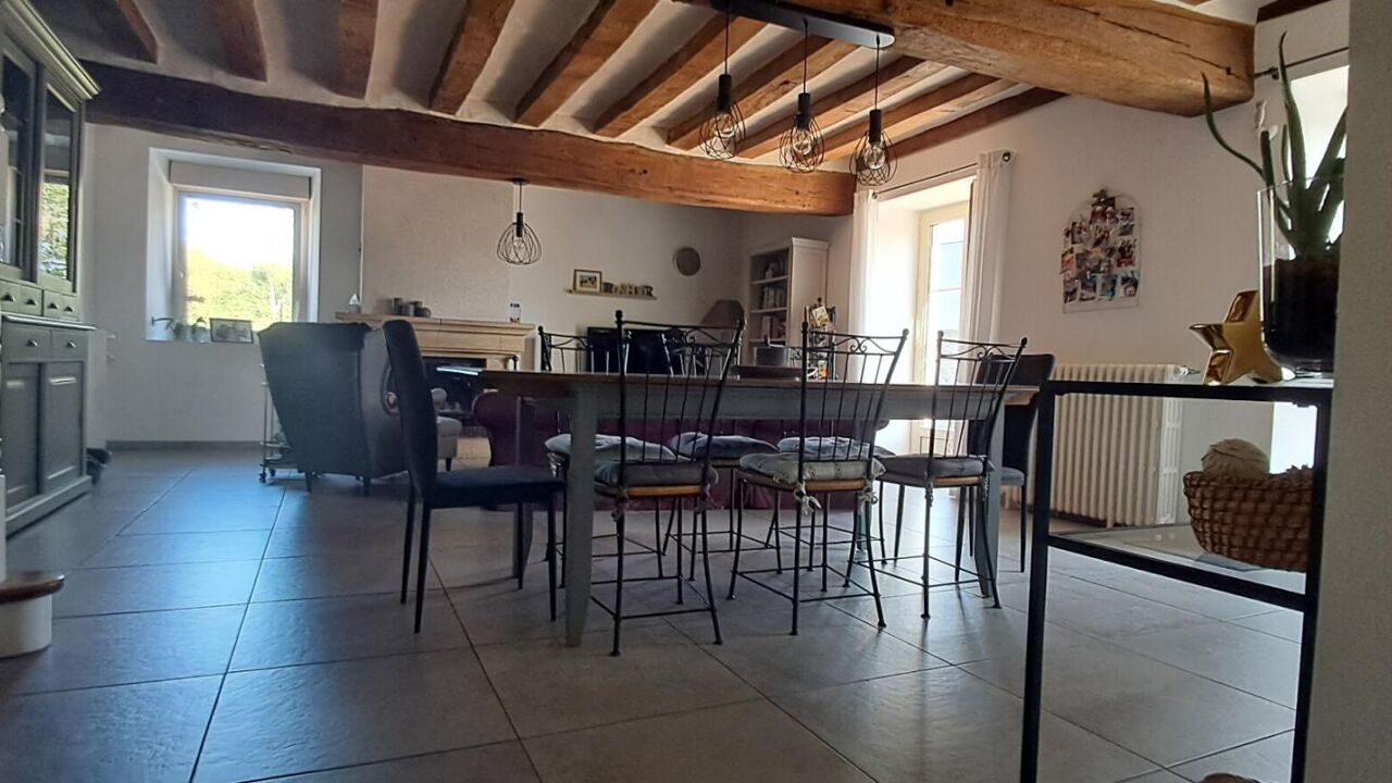 maison 6 pièces 133 m2 à vendre à Louvigné (53210)