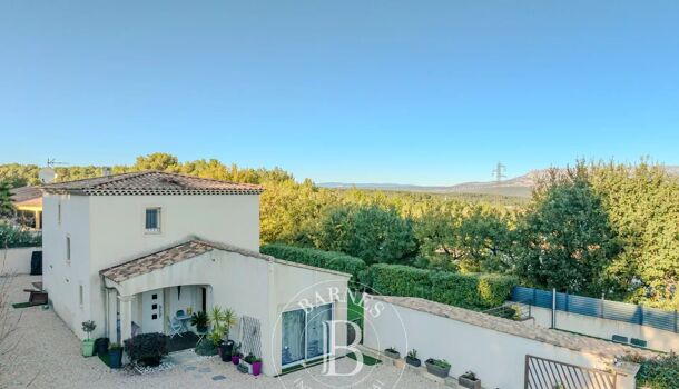 Villa / Maison 8 pièces  à vendre Aix-en-Provence 13100