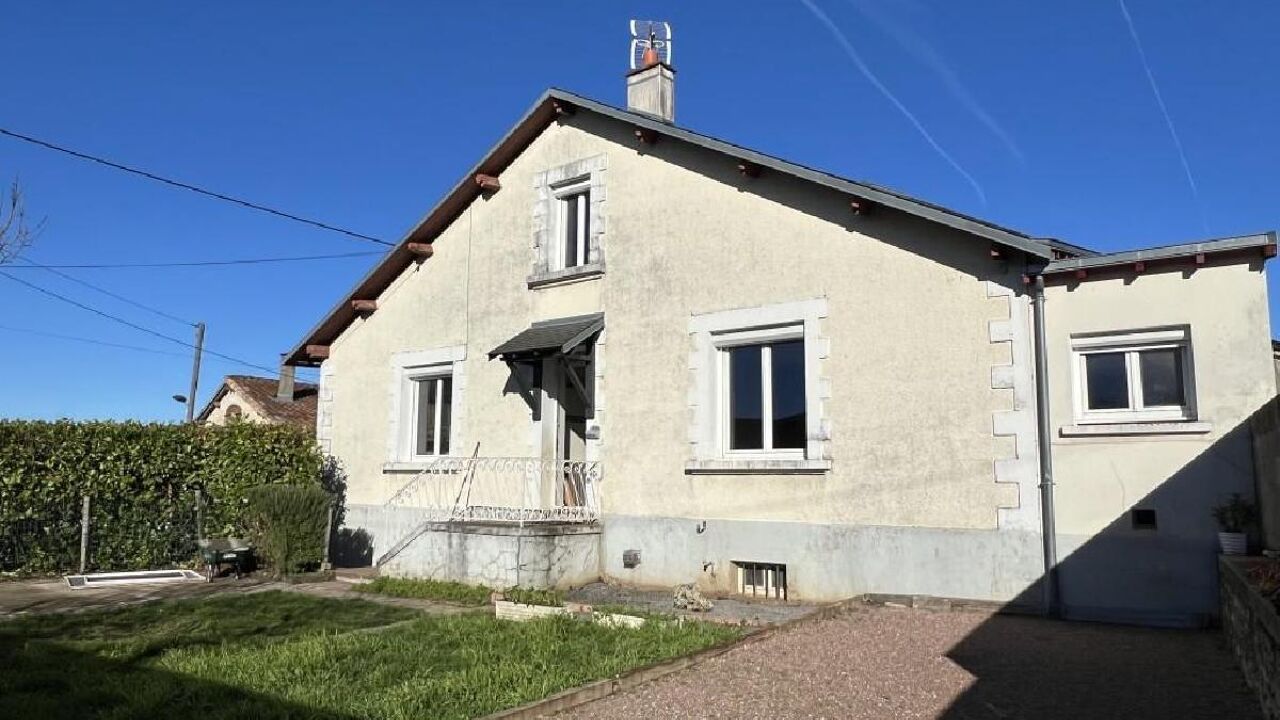 maison 3 pièces 75 m2 à vendre à Ruffec (16700)