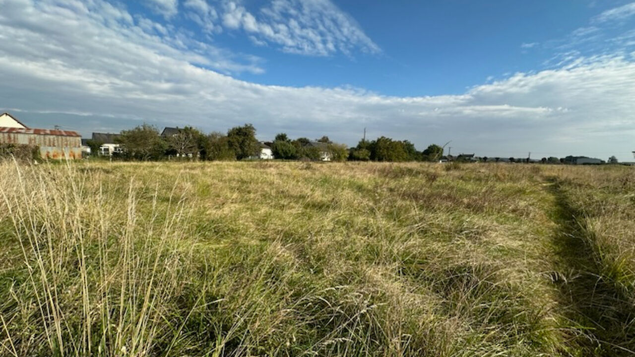 terrain  pièces 2950 m2 à vendre à La Chapelle-Vendômoise (41330)