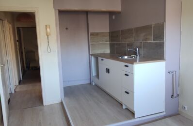 vente appartement 79 000 € à proximité de Moussy (51530)