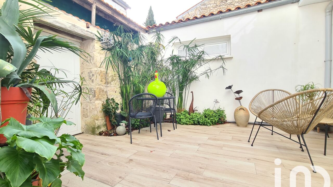 maison 5 pièces 170 m2 à vendre à Surgères (17700)