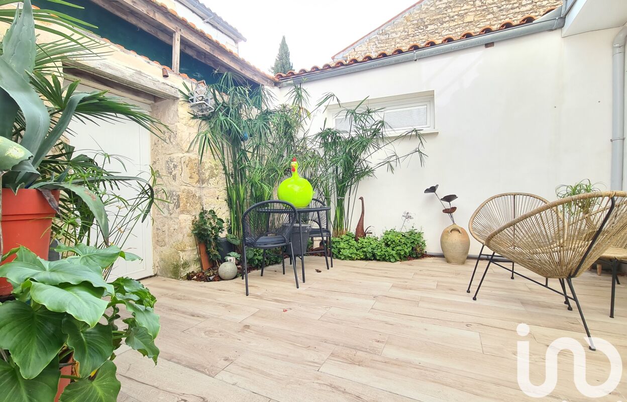 maison 5 pièces 170 m2 à vendre à Surgères (17700)