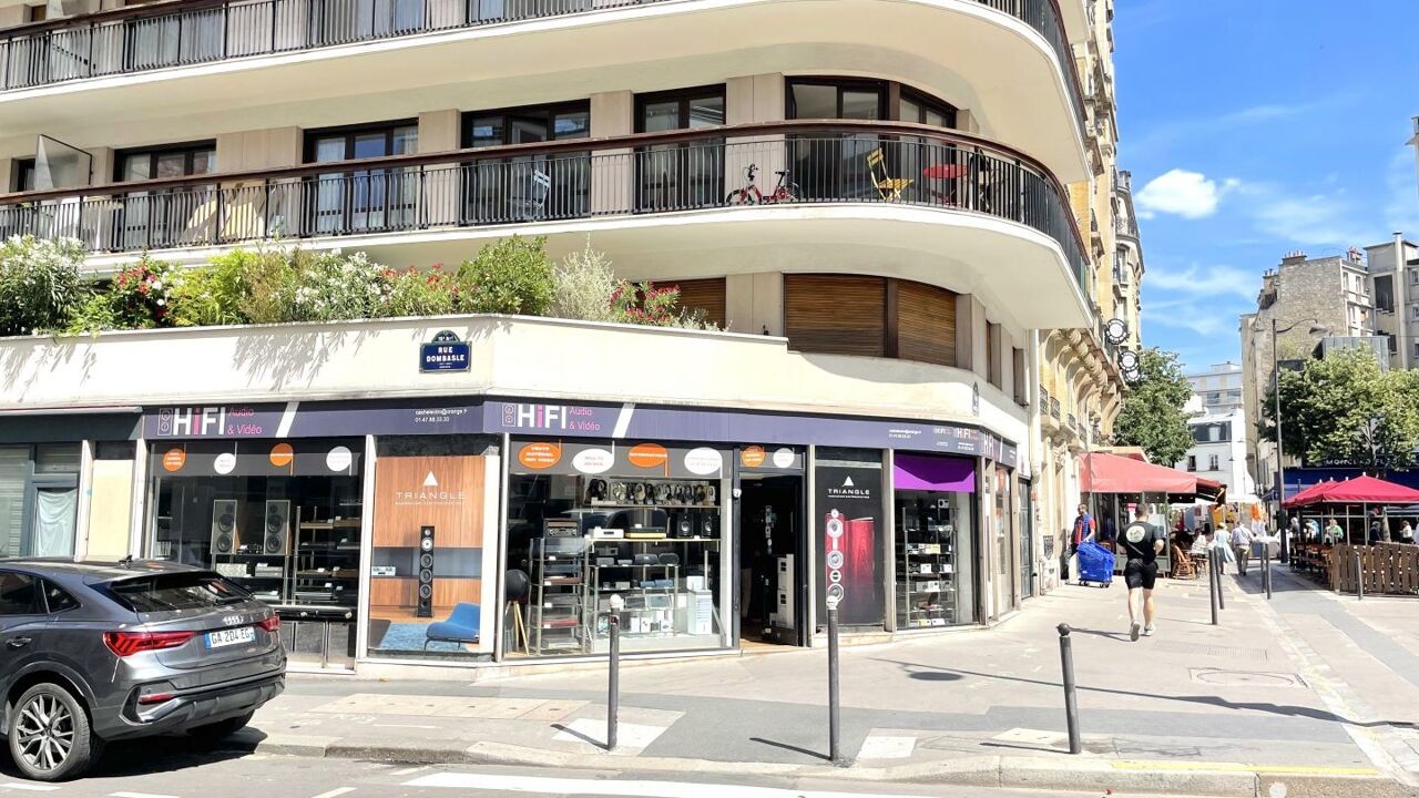 commerce  pièces 90 m2 à vendre à Paris 15 (75015)