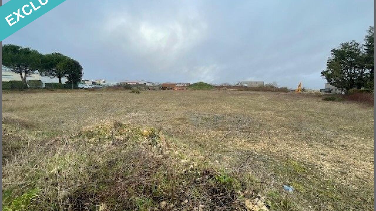 terrain  pièces 5200 m2 à vendre à Surgères (17700)