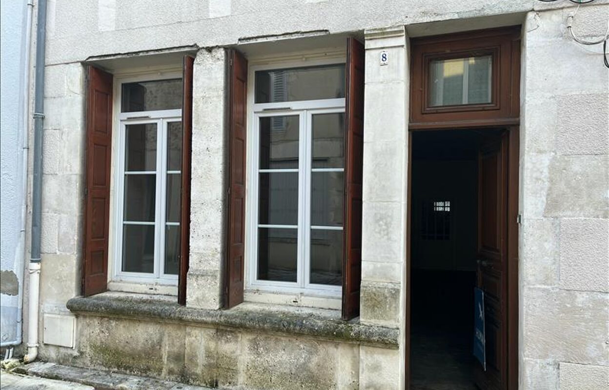 maison 5 pièces 142 m2 à vendre à Montbron (16220)