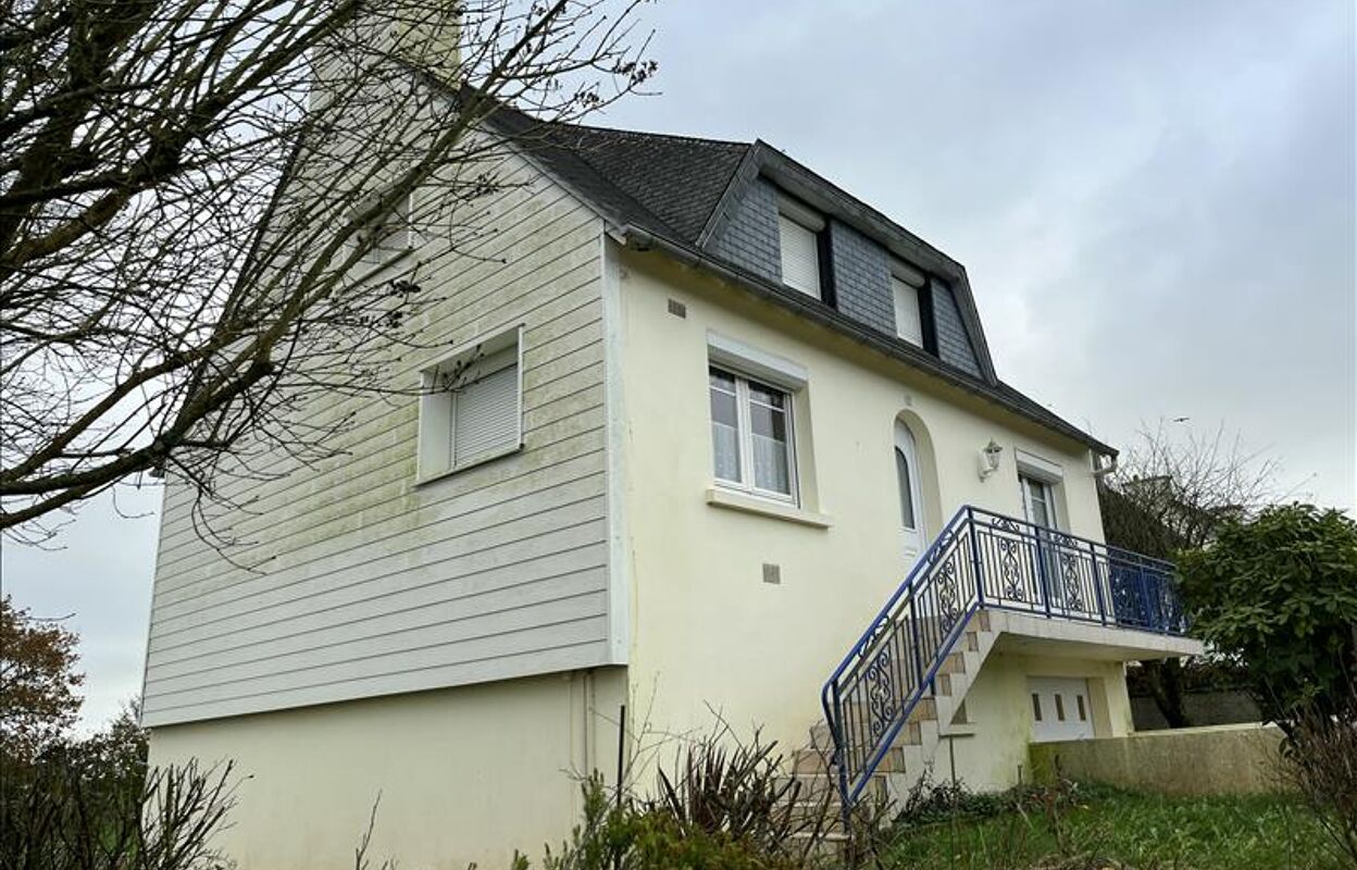 maison 5 pièces 97 m2 à vendre à Plonévez-du-Faou (29530)