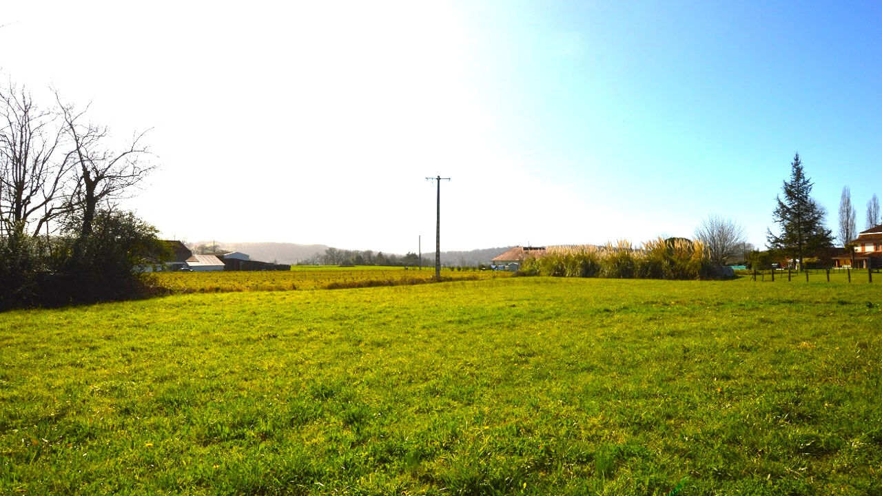 terrain  pièces 1770 m2 à vendre à Sauveterre-de-Béarn (64390)