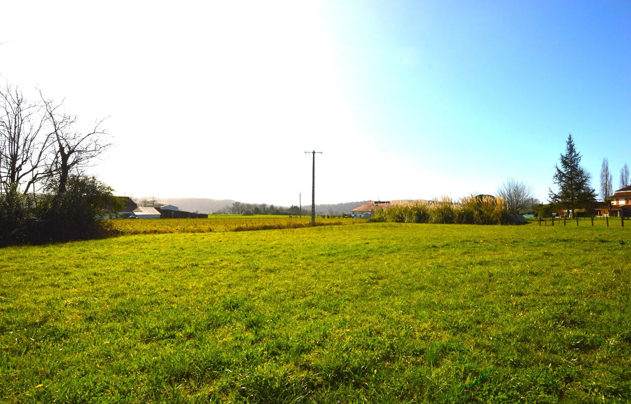 terrain  pièces 1770 m2 à vendre à Sauveterre-de-Béarn (64390)