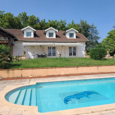 Maison 7 pièces 549000 €