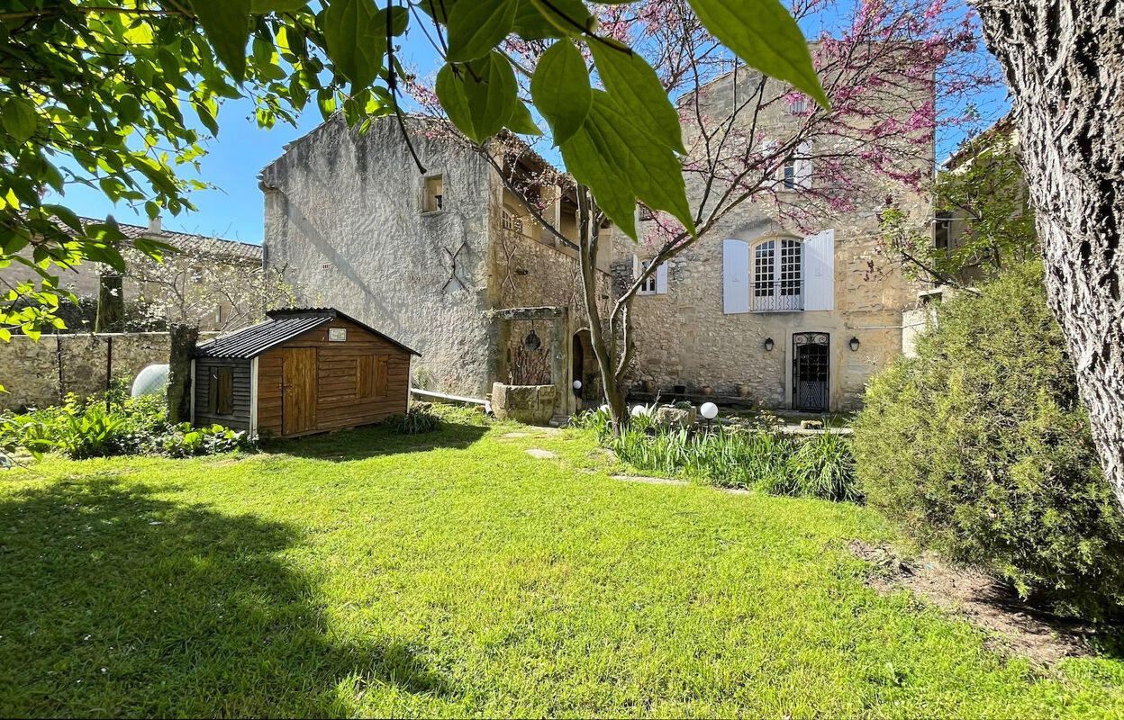 maison 12 pièces 293 m2 à vendre à Uzès (30700)