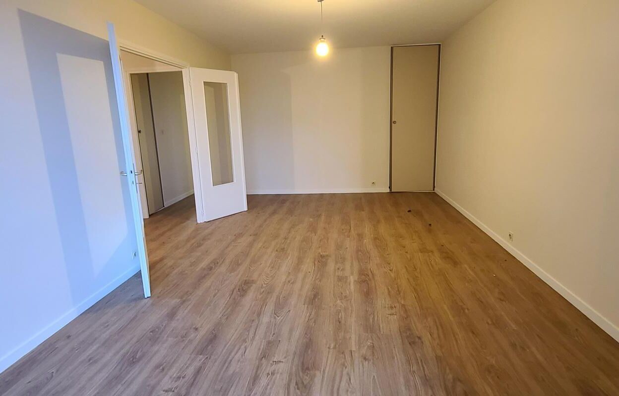 appartement 3 pièces 67 m2 à louer à Rodez (12000)