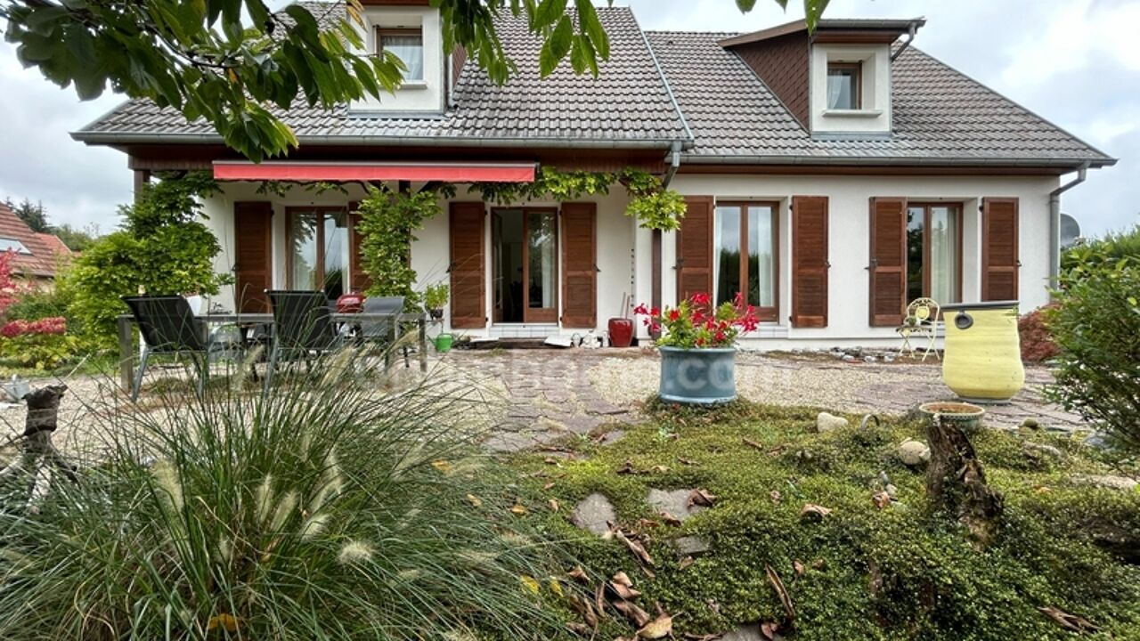 maison 6 pièces 207 m2 à vendre à Hésingue (68220)