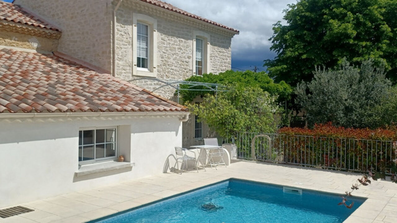 maison 5 pièces 217 m2 à vendre à Carpentras (84200)