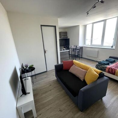 Appartement 1 pièces 450 €