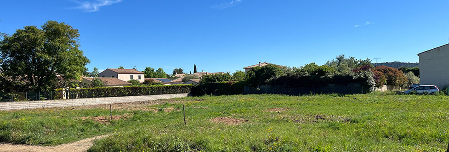 Local industriel  929 m² à vendre à Calvisson (30420)