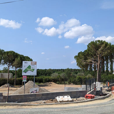 Local industriel  115000 €