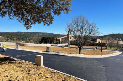 Local industriel  180000 €