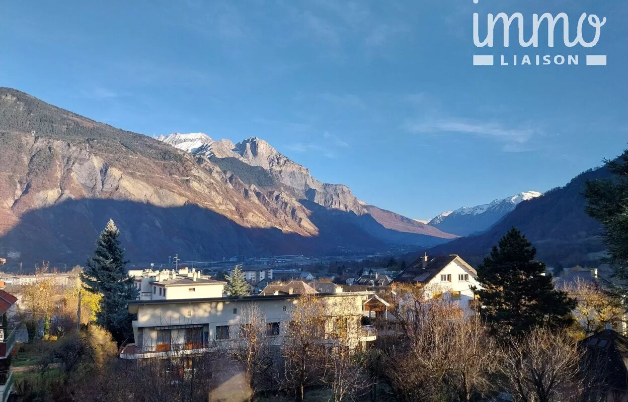 appartement 5 pièces 72 m2 à vendre à Saint-Jean-de-Maurienne (73300)