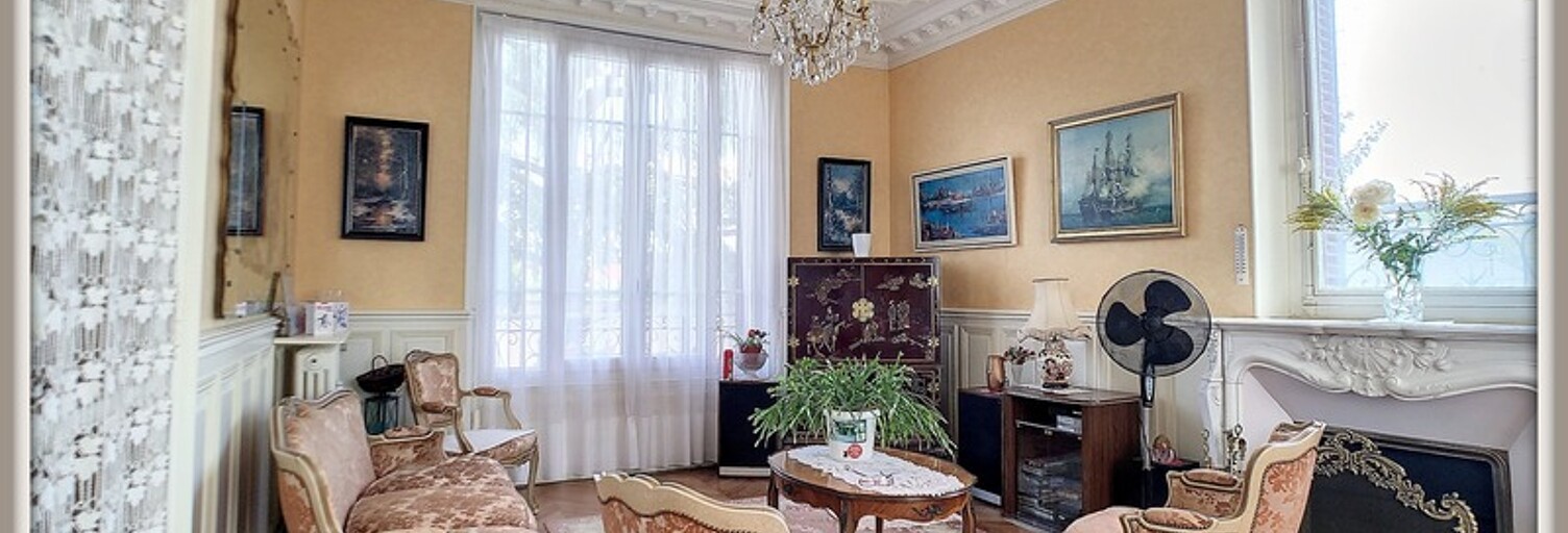 Maison 7 Pièces 196 m² à vendre à Aubigné-Racan (72800)