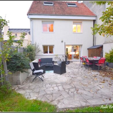 Maison 5 pièces 162 m²