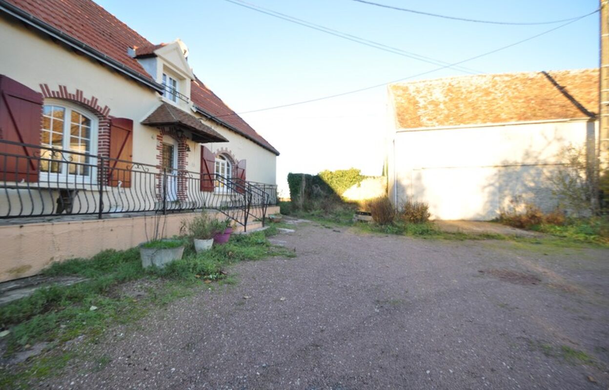 maison 5 pièces 130 m2 à vendre à Binas (41240)