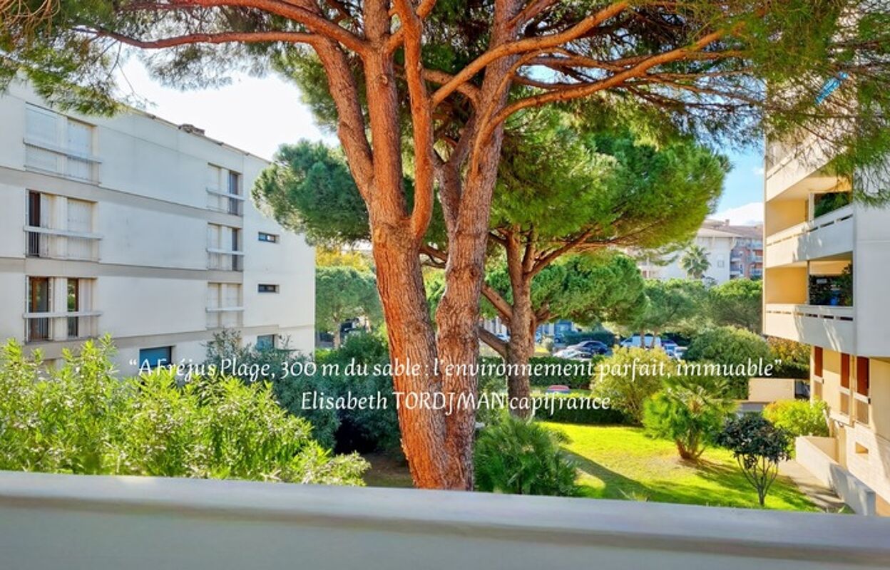 appartement 2 pièces 49 m2 à vendre à Fréjus (83600)