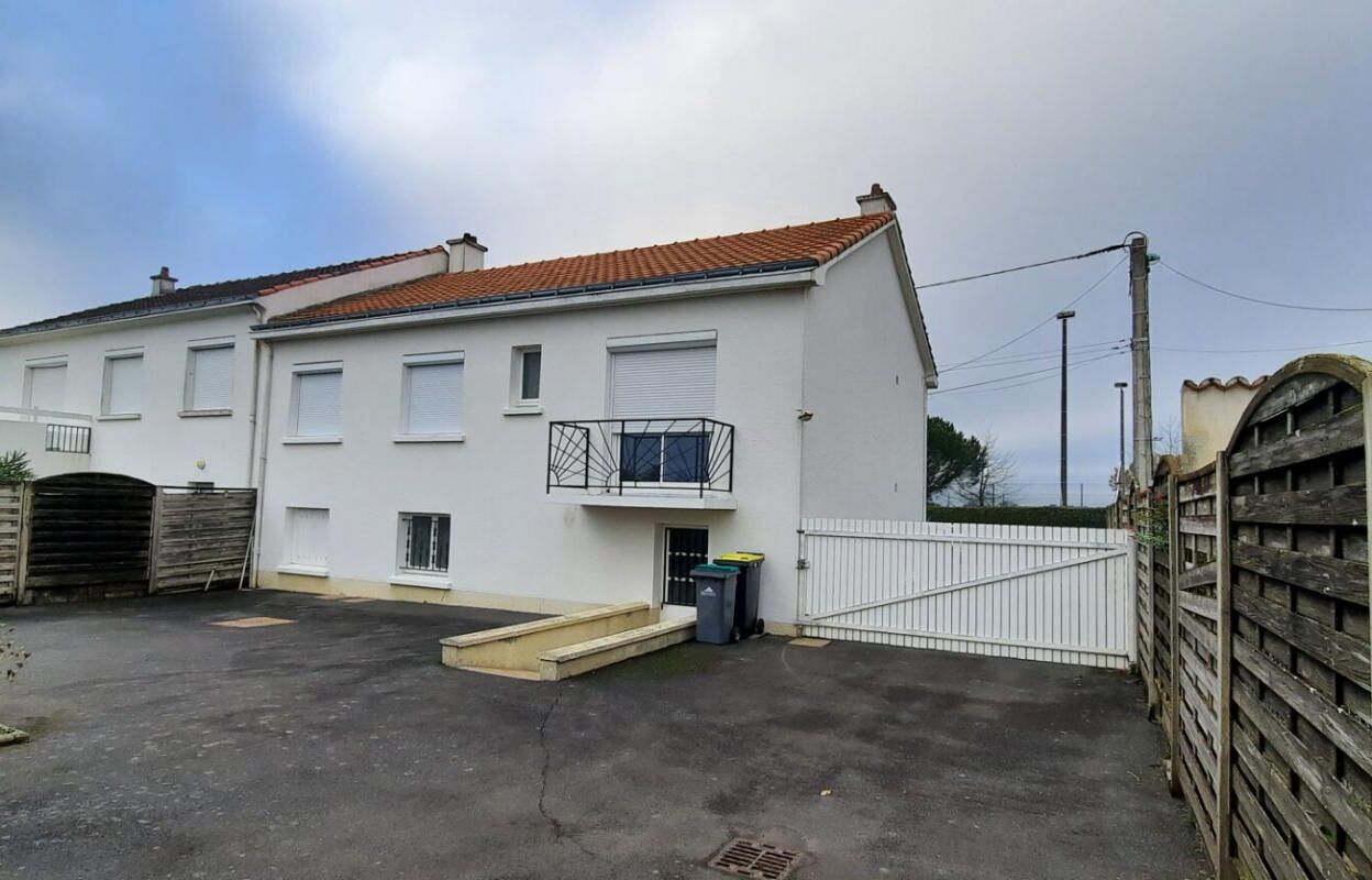 maison 5 pièces 93 m2 à vendre à Gorges (44190)