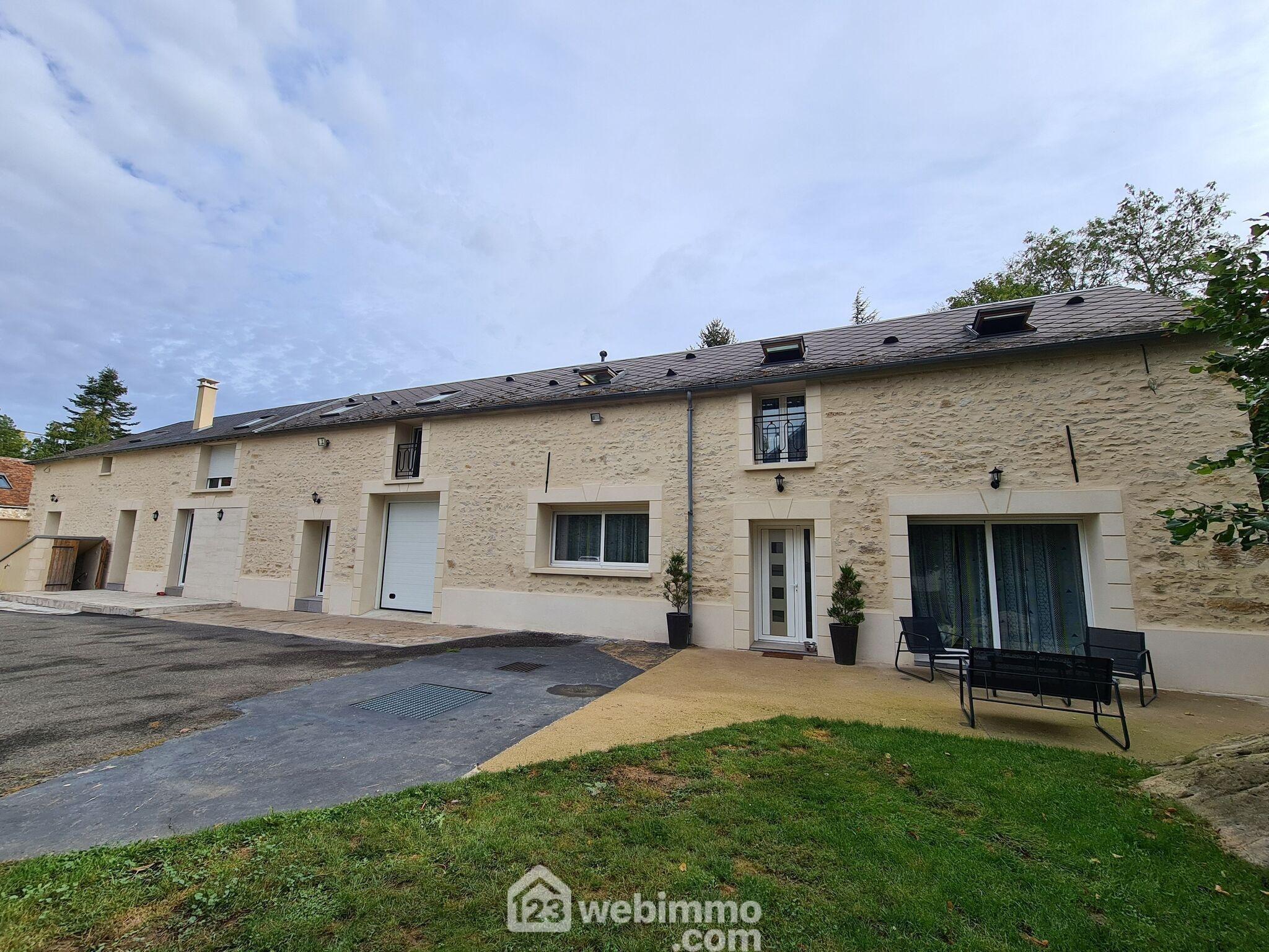 Photo Maison - 309m² - Malesherbes image 1/4