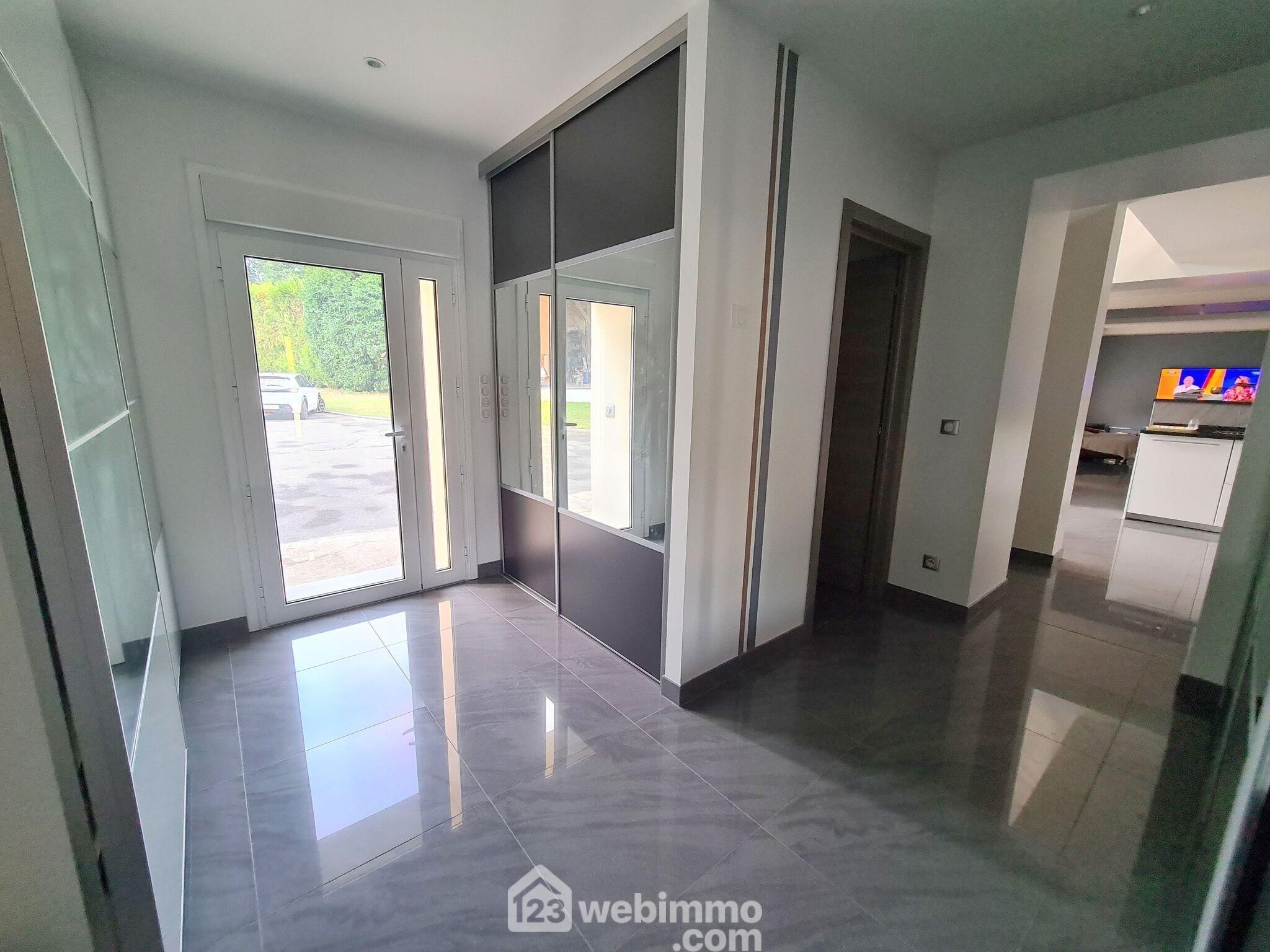 Photo Maison - 309m² - Malesherbes image 2/4