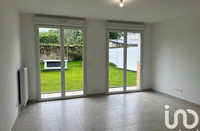 appartement 2 pièces 43 m2 à vendre à Combs-la-Ville (77380)