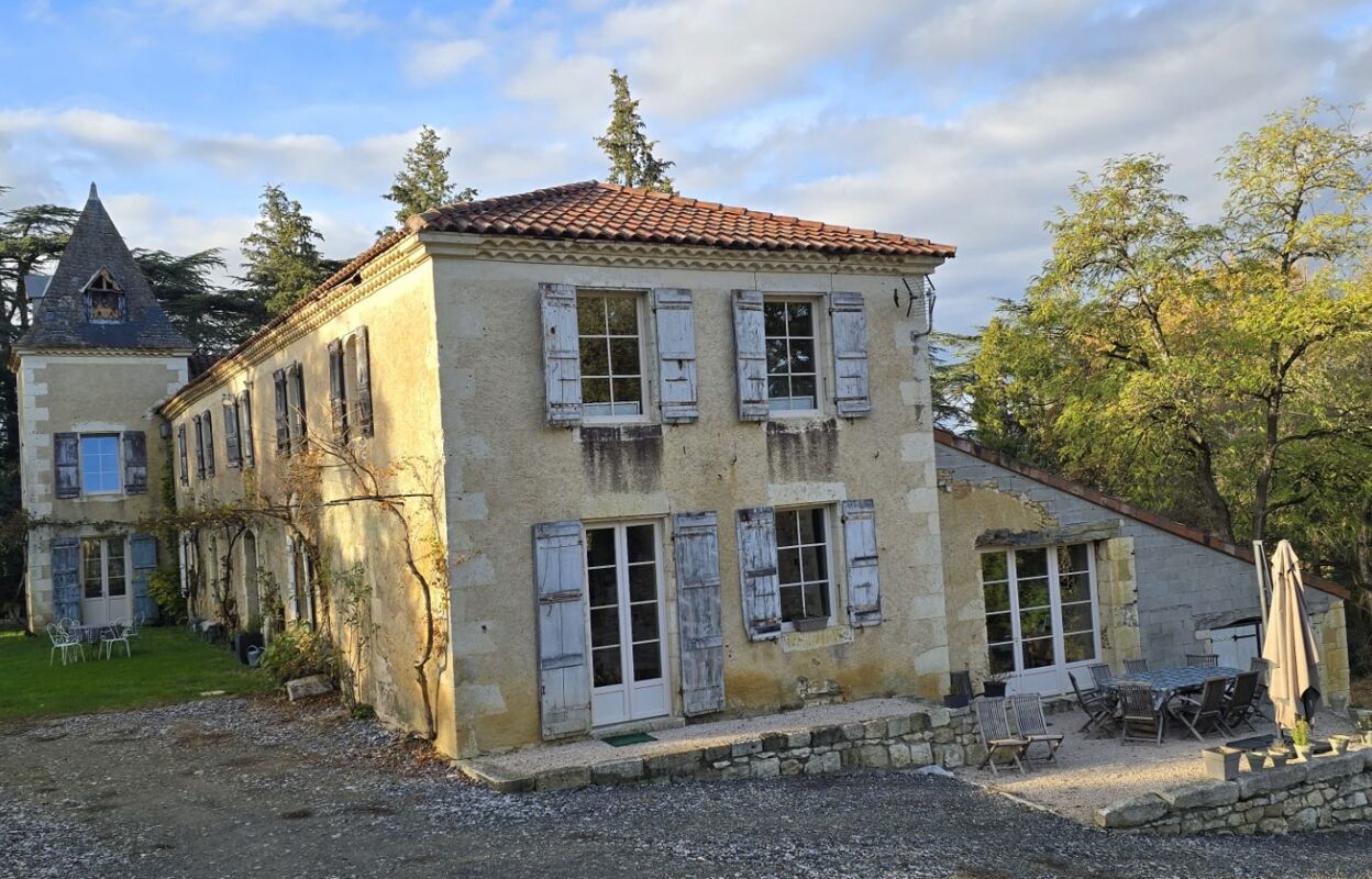 maison 7 pièces 261 m2 à vendre à Jegun (32360)