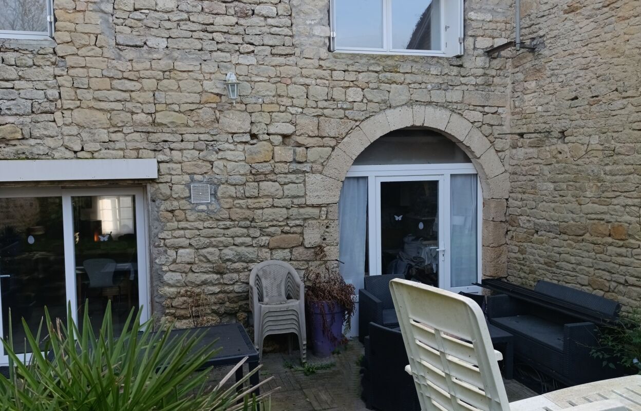 maison 6 pièces 160 m2 à vendre à Muron (17430)